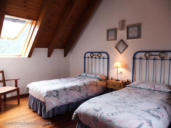 Gasthaus Casas De Zapatierno Espierba Zimmer foto